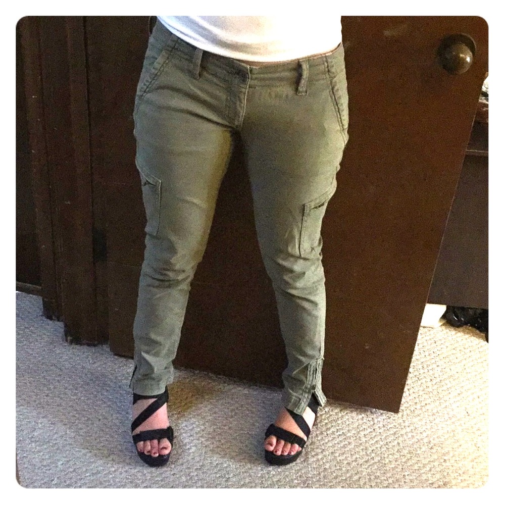 Lucky Brand army green pants Size 28